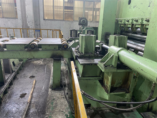 Thép cuộn khổ lớn HR Thép đen Cắt theo chiều dài Máy