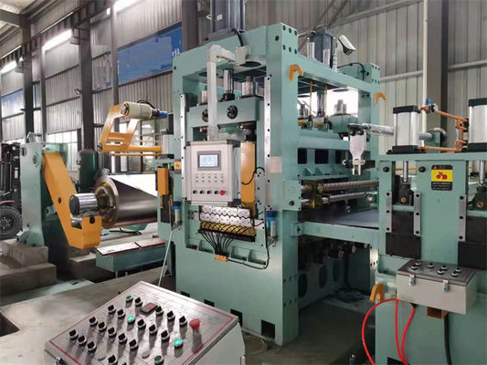 Máy cắt bay chính xác tốc độ cao Cắt theo chiều dài 0,3-3 X 1600